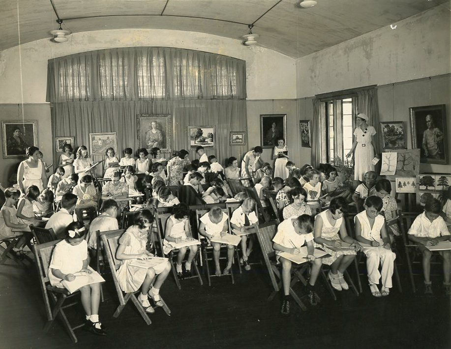 Children’s class at the Art Club, 1934. Photo courtesy of the St. Petersburg Museum of History